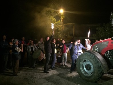 Filmden Etkilendiler, Fındık Patozonu Düğünle Karşıladılar