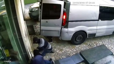 İstanbul'da Otomobil Lastiği Hırsızlığı
