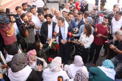 Memur-Sen Genel Başkanı Ali Yalçın'dan, HDP Önünde Eylem Yapan Ailelere Destek