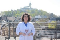 KALP CERRAHI - Türk Doktor Gürsoy, Almanya'da Yılın Doktoru Seçildi