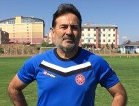 CUMHURIYET ÜNIVERSITESI - Ahat Kömürlüoğlu Açıklaması 'Güzel Takım Kurduk'