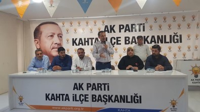 AK Parti Kahta'da İstişare Toplantısı Düzenledi