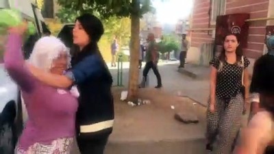 Diyarbakır Annesinden HDP'lilere 'Evladımı Neden Getirmiyorsunuz' Tepkisi