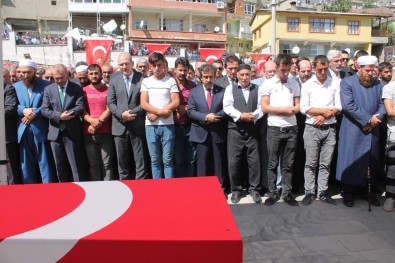 Diyarbakır Şehitleri 'Kahrolsun PKK' Sloganları İle Son Yolculuklarına Uğurlandı