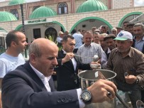 Kaymakam Arslan Ve Başkan Korkmaz Aşure Dağıttı Haberi