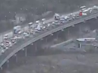 ALTINŞEHİR - Oksijen Yüklü Tankerin Devrilme Anı Kamerada