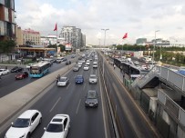 ALTINŞEHİR - TEM Otoyolu'ndaki Tanker Kazası E-5'İ De Etkiledi