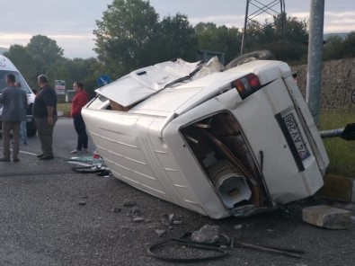 Zonguldak'ta Trafik Kazası Açıklaması 2 Yaralı