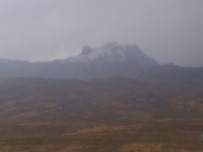 YAĞAN - Erciyes'e Mevsimin İlk Karı Yağdı