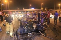 Önce Bariyerlere Sonra Başka Bir Otomobile Çarptı Açıklaması 5 Yaralı