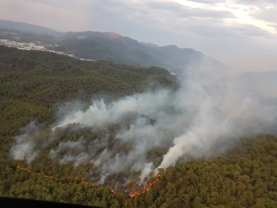 Ortaca'daki Yangın İçin Bölgeden Helikopter Desteği Geldi