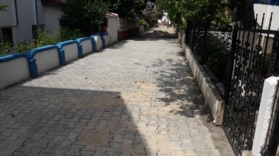 Sahil Bölgelerindeki Yollar Onarılıyor