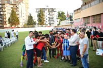 KUPA TÖRENİ - Sporun Gülen Yüzü Futbol Turnuvası Kupa Ve Sertifika Töreni İle Sona Erdi