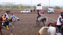 SİVAS VALİSİ - Atlı Cirit Yükselme B Grubu Müsabakaları