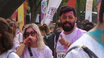 Bursa'da 'Renkli Koşu Festivali'