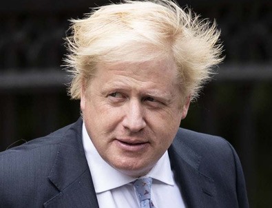 Johnson, İngiltere'yi Hulk'a benzetti