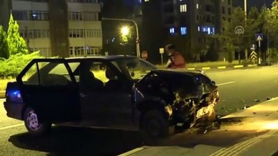 Kastamonu'da 2 Otomobil Çarpıştı Açıklaması 4 Yaralı