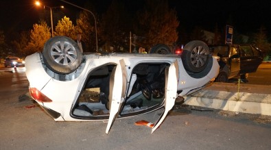 Kastamonu'da Kavşakta İki Otomobil Çarpıştı Açıklaması 4 Yaralı