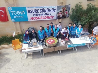 Midyat'ta Aşure Gününe Turistlerden Yoğun İlgi