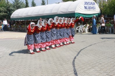 Dunya Kadinlar Gunu Etkinligimiz Karacaoglan Ortaokulu