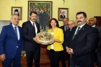 TÜRKIYE GAZETECILER FEDERASYONU - AGC Başkanı Şener, TGF Başkanlar Konsey Yoplantısına Katıldı