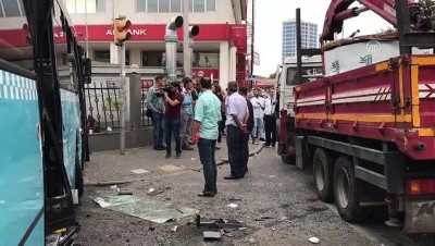 Ümraniye'de Trafik Kazası