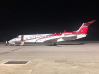 AMBULANS UÇAK - Vekil Devreye Girdi, Jet Uçak Türk Hastalar İçin Havalandı