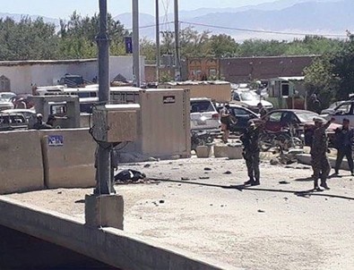 Afganistan Cumhurbaşkanı Gani'nin mitinginde intihar saldırısı: 26 ölü