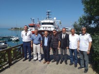 SİYASİ PARTİ - Akçakoca'da Siyasi Parti Başkanları Bir Araya Geldi