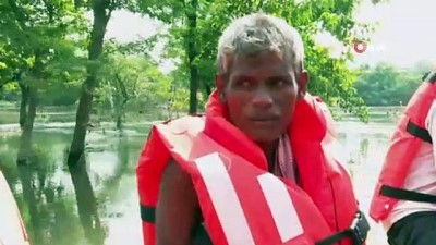 Hindistan'da Şiddetli Yağış Ve Sel Faciası Açıklaması Bin 422 Ölü