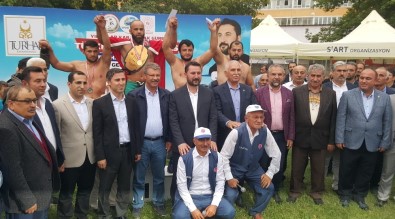 Kayseri Şeker'den Türkiye Karakucak Güreş Şampiyonası'na Tam Destek