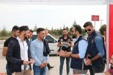 Nevşehir Emniyetinden NEVÜ Öğrencilerine 'Hoş Geldin' Standı