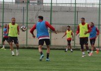 MUHSİN YAZICIOĞLU - Sivas Belediyespor'da Ergene Mesaisi Başladı