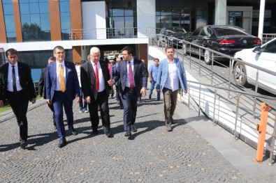 Ergene Belediye Başkanı Yüksel, Çorlu TSO Komite Toplantısı'na Katıldı