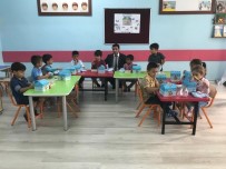 KÜTÜPHANE - Köy Okullarını Güzelleştiriyorlar