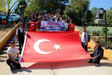 Muğla'da Üniversitelilerden Diyarbakır Annelerine Destek
