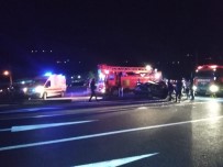 ALI AYDıN - Otobüs Otomobile Çarptı Açıklaması 1 Ölü, 1 Yaralı