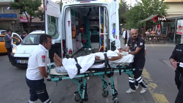 Eski eşini çocuklarının yanında bıçakladı