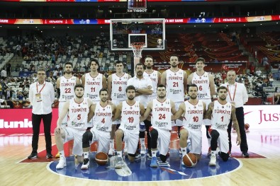 12 Dev Adam, Dünya Sıralamasında Yükseldi