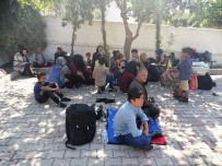 İNSAN KAÇAKÇISI - Çanakkale'de 72 Kaçak Göçmen Yakalandı