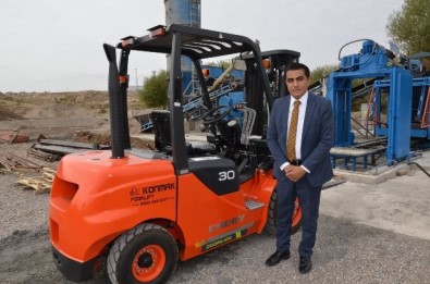 Gülşehir Belediyesi Bünyesine Yeni Bir İş Makinesi Daha Kazandırdı