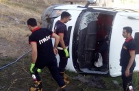 Gürpınar'da Minibüs Devrildi