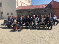 SAYGI DURUŞU - Hizan'da İlköğretim Haftası Kutlaması