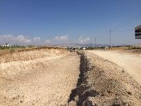 BAHÇECIK - İki Mahalleyi Birbirine Bağlayan Yol Yenileniyor