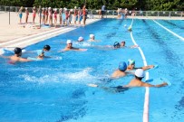 MACIT ÖZCAN - Mersin'de Geleceğin Yüzücüleri Yetişiyor