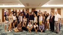 ZAFER HAFTASı - Avrupalı Gençler, Kartal İle İlgili Projelerini Başkan Gökhan Yüksel'e Anlattı