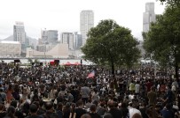 İNSAN ZİNCİRİ - Eğitim Döneminin İlk Gününde Hong Konglu Öğrenciler Sokaklarda