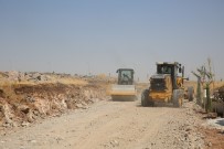 SEYRANTEPE - Karaköprü'de Yol Açma Çalışmaları Sürüyor