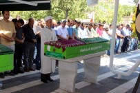 AHMET ALTIPARMAK - Kayseri'deki Kazada Hayatını Kaybeden 3 Kişi Toprağa Verildi