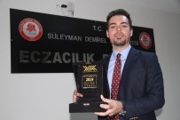 ENDOPLAZMIK RETIKULUM - Doktora Teziyle Cumhurbaşkanı Erdoğan'dan 'YÖK Üstün Başarı Ödülü' Aldı